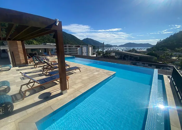 Set Ribeira, apê completo com piscina vista mar! Apartamento Ubatuba